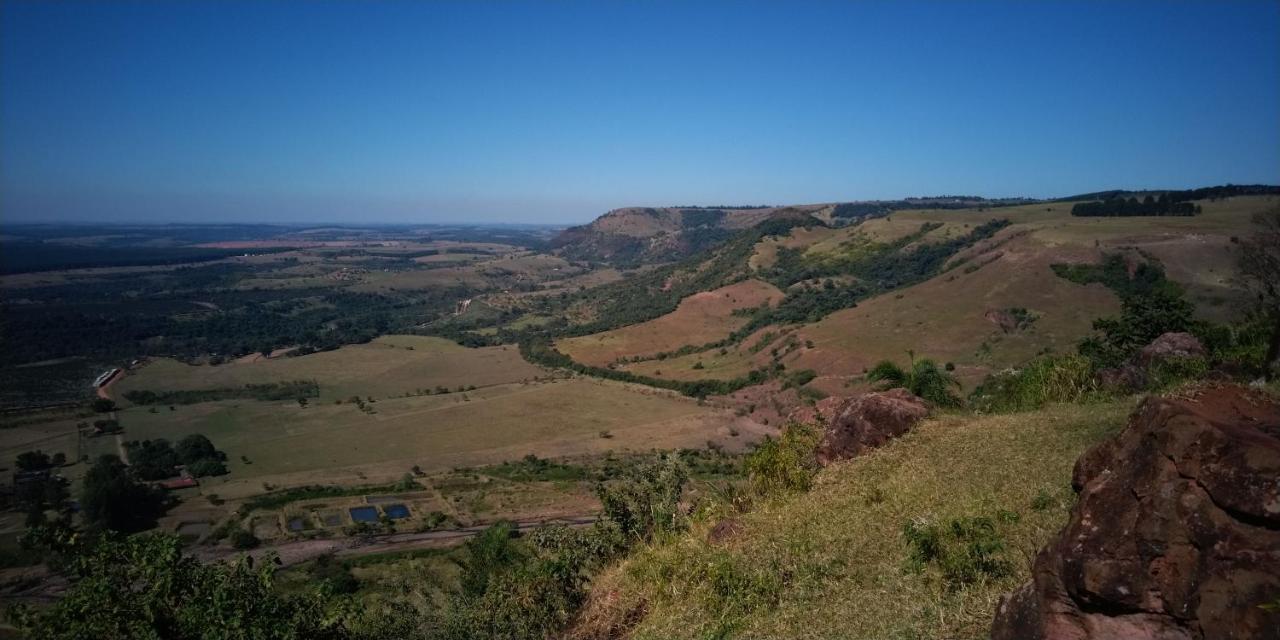 Café com Arte Pousada Ecológica Botucatu Exterior foto